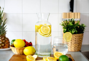 Zayıflama Limon Suyu Hazırlayın-kilo verme